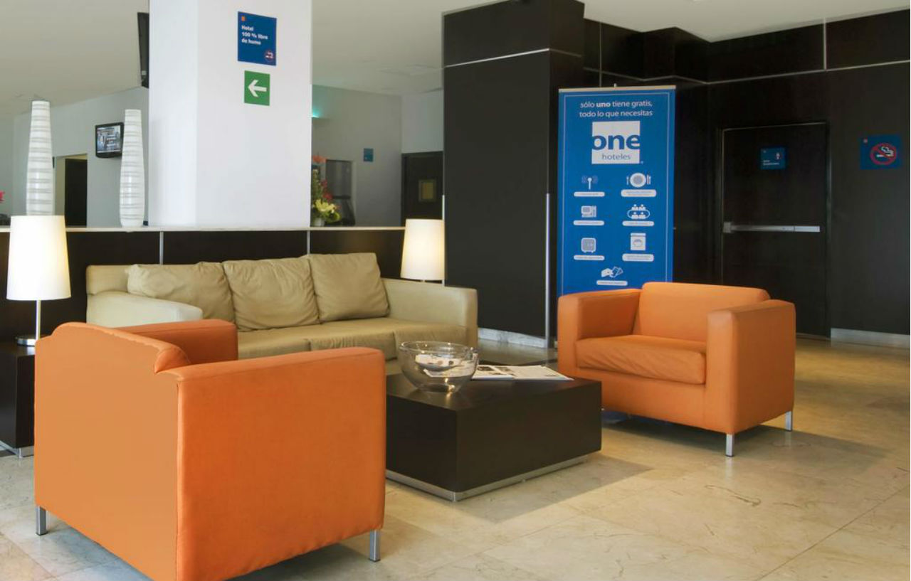 Hotel One Queretaro Plaza Galerias Exterior foto
